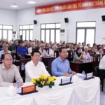 chu tich ubnd tp ho chi minh nguyen van duoc tiep xuc cu tri thanh pho 8622963