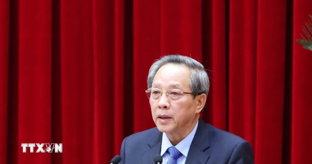 dong chi hoang dang quang