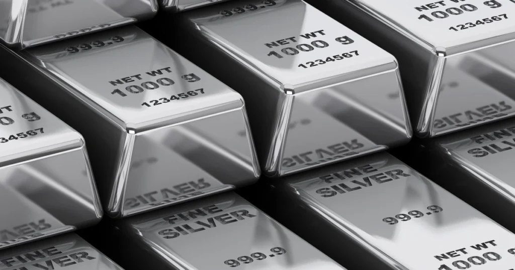 Dòng tiền đổ mạnh vào kim loại quý, giá bạc áp sát 93 USD mỗi ounce 1 gia bac