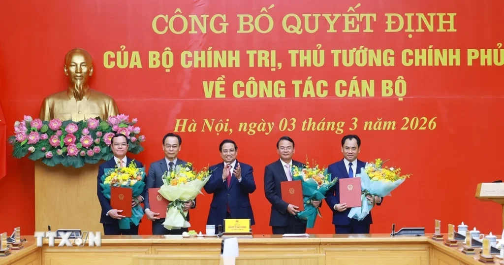 thu tuong trao quyet dinh cong tac can bo 9
