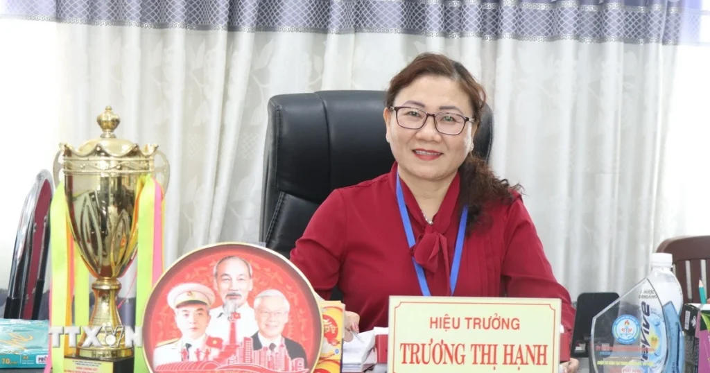 Tăng trưởng kinh tế hai con số-mục tiêu đúng đắn, thể hiện tầm nhìn vĩ mô 1 hue 1