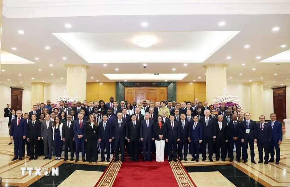 phe chuan cong uoc ha noi 0804