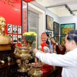 0405 chu tich quoc hoi dang huong di tich quan hoc mon 10