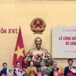 cong bo trao nghi quyet cua uy ban thuong vu quoc hoi ve cong tac can bo 1