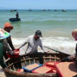 ngu dan da nang khai thac ruoc bien 4