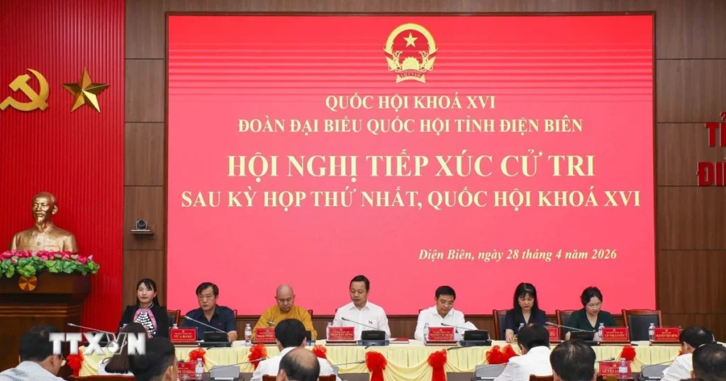 pho thu tuong nguyen van thang tiep xuc cu tri tai dien bien 2804 1