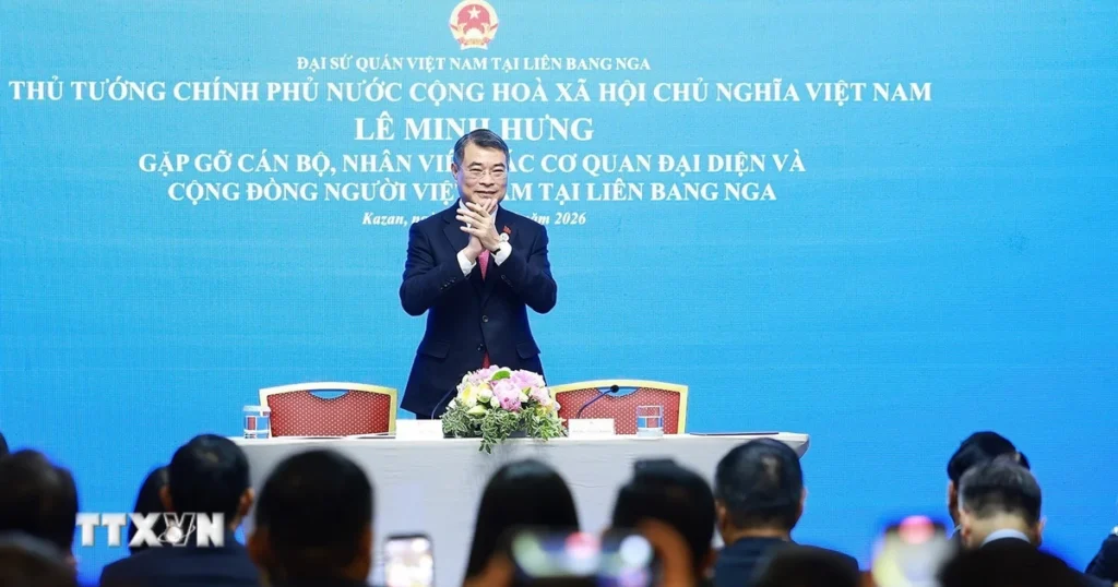 Thủ tướng Lê Minh Hưng gặp cộng đồng người Việt Nam tại Nga 1 1706 thu tuong cong dong nguoi viet tai nga 1