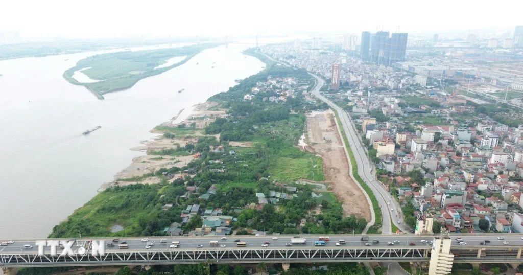 Định hướng phát triển Đô thị Trung tâm hữu ngạn sông Hồng thu hút nhiều quan tâm 1 chuan bi trien khai du an cong vien dau tien tren truc dai lo canh quan song hong 8803282 1