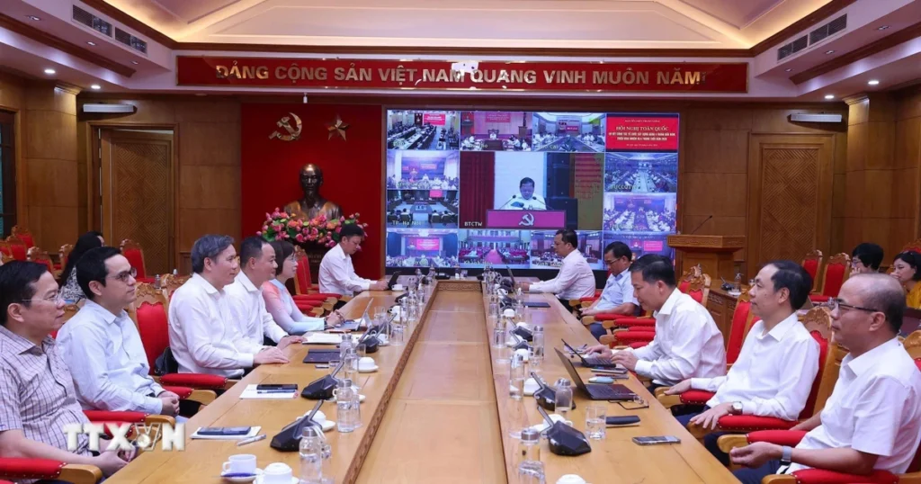 Xây dựng đội ngũ cán bộ các cấp, trọng tâm là cấp chiến lược và cấp cơ sở 1 hoi nghi toan quoc so ket 6 thang dau nam 2026 cong tac to chuc xay dung dang 8856065