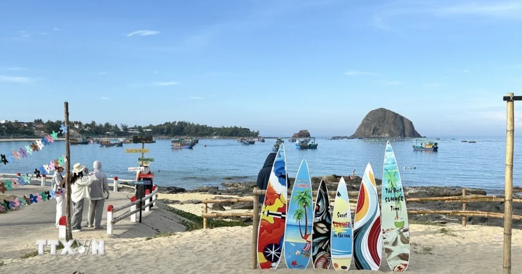 Đắk Lắk khai thác hiệu quả chuỗi giá trị du lịch từ các sản phẩm văn hóa biển 1 dak kak o loan