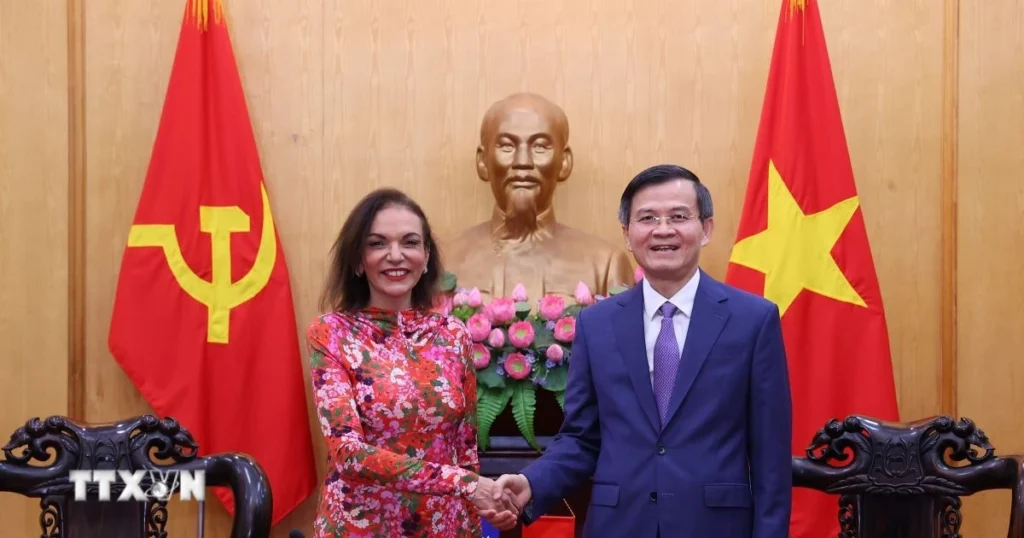 dong chi doan minh huan tiep bo truong phat trien quoc te australia 2