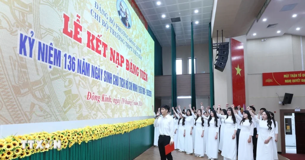 Ban hành Quy định về những điều đảng viên không được làm 1 ket nap dang