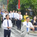 tinh bac ninh dang huong tuong nho tong bi thu nguyen van cu