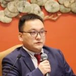 trinh hoan