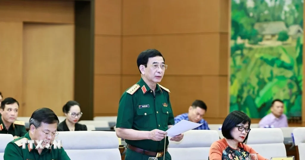 Bảo đảm đồng bộ, thống nhất hệ thống pháp luật về quân sự, quốc phòng 1 ubtvqh dai tuong phan van giang 2707