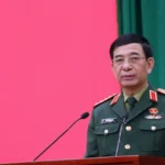 dai tuong phan van giang tiep xuc cu tri 1