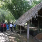 du khach ve quang tri trong nhung ngay thang tu lich su 7976842
