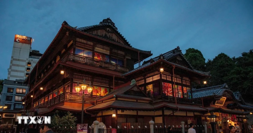 Dogo Onsen Honkan - biểu tượng suối nước nóng hơn 3.000 năm tuổi của Nhật Bản 1 nhat ban 3 resize