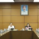 quoc hoi thao luan o to ve 3 du an luat 6