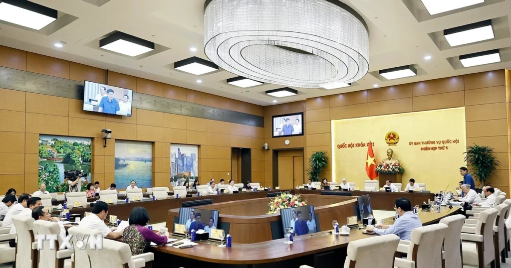 ubtv quoc hoi cho y kien ve du thao luat dau khi sua doi