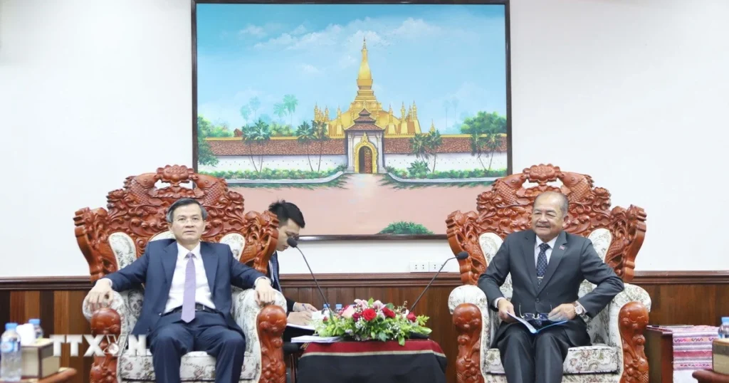 Việt Nam-Lào đẩy mạnh hợp tác về lý luận và chính trị 1 vn lao 4