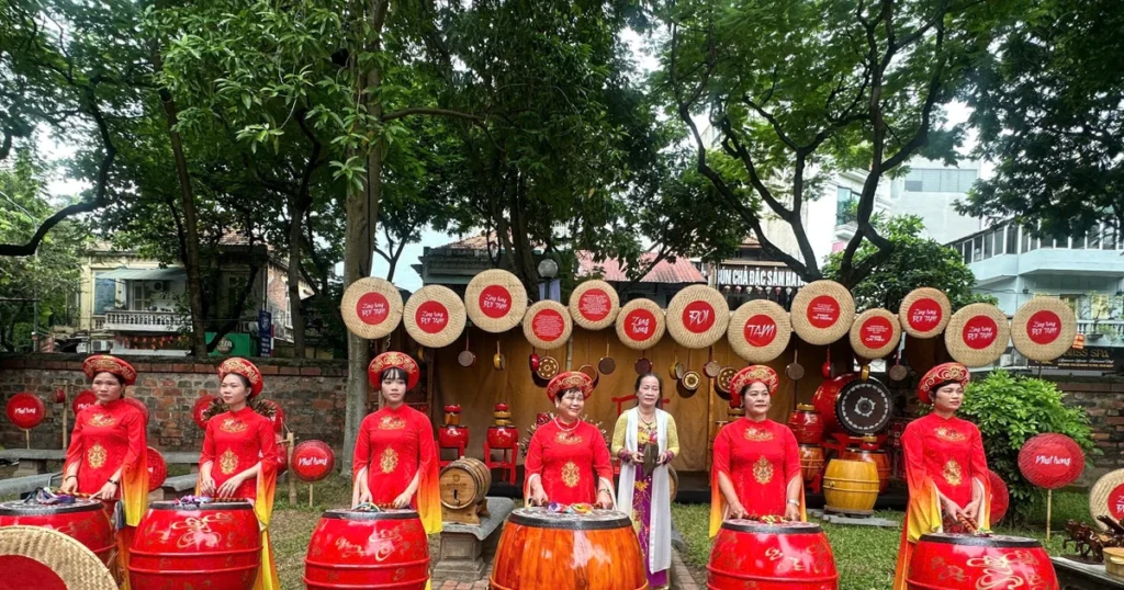 Khi tiếng trống kể chuyện văn hóa Việt qua nghìn năm 1 1789354108909 3958309198766287412 3958309198766287412 65fdf4533c0e7d60dc829900259cd291 88295287615049213936896
