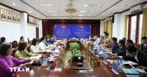 cac dia phuong viet nam lao tang cuong hop tac du lich