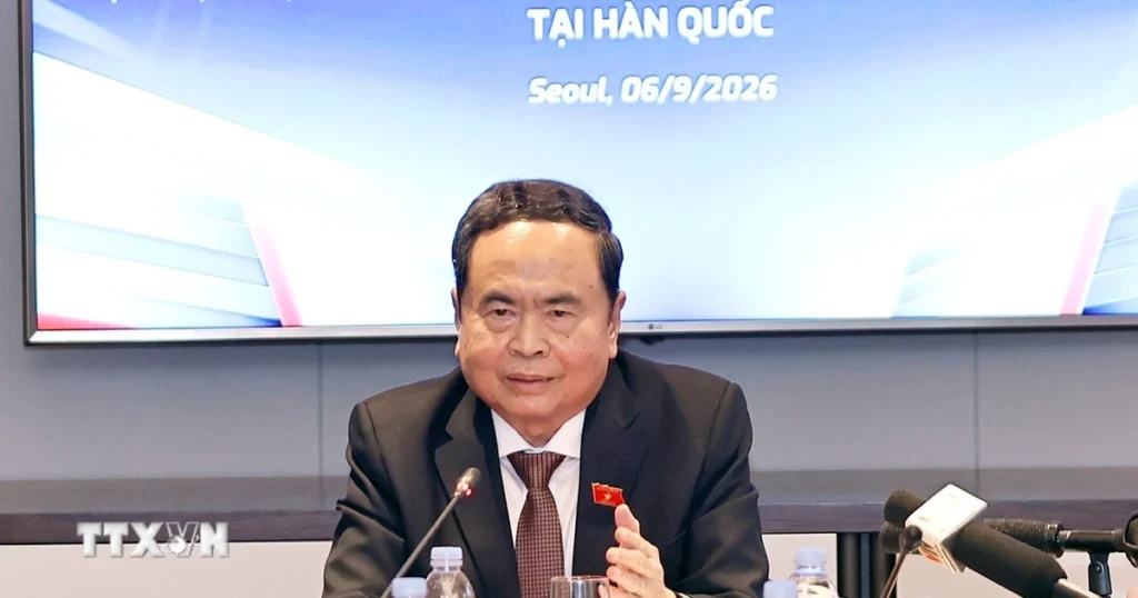 Chủ tịch Quốc hội gặp thành viên Mạng lưới Đổi mới sáng tạo và chuyên gia Việt Nam tại Hàn Quốc 1 chu tich quoc hoi gap thanh vien mang luoi doi moi sang tao va chuyen gia viet nam tai han quoc 0609 1