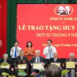 huy hieu dang nghe an 2