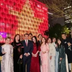 quoc ky viet nam lan dau toa sang tren toa thi chinh perth australia 0309